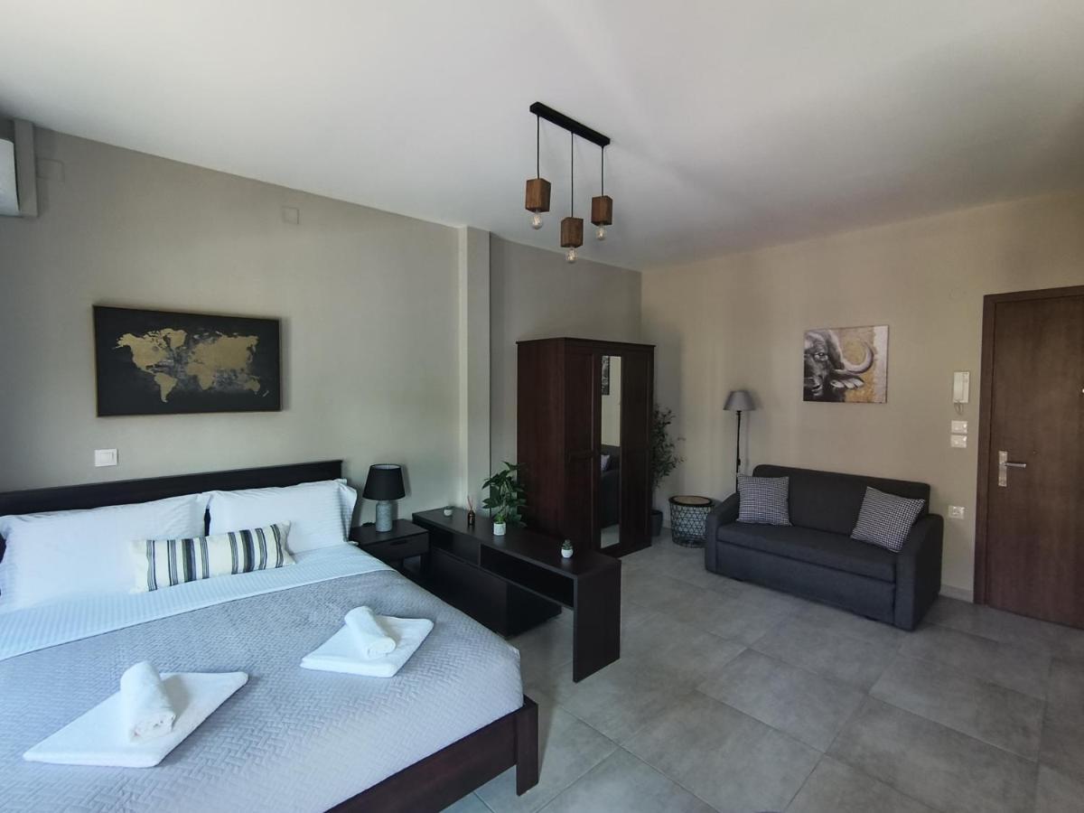 Casa En El Lago -Luxury Apartments In The Historical Center Of Янина Экстерьер фото